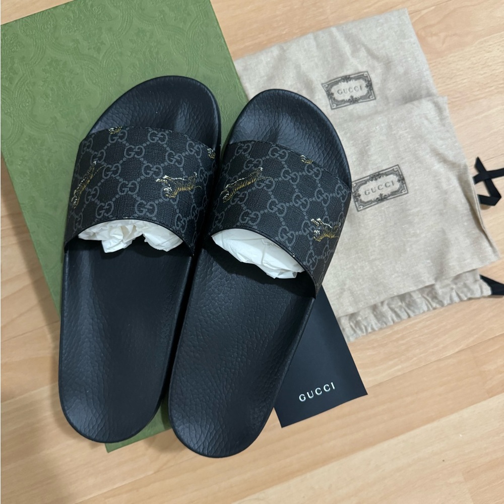 Gucci GG Supreme Slide ‘Tiger’